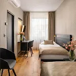 Aida 4*