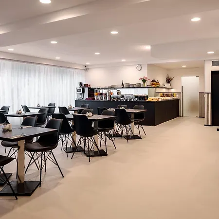 Aida 4* Prague