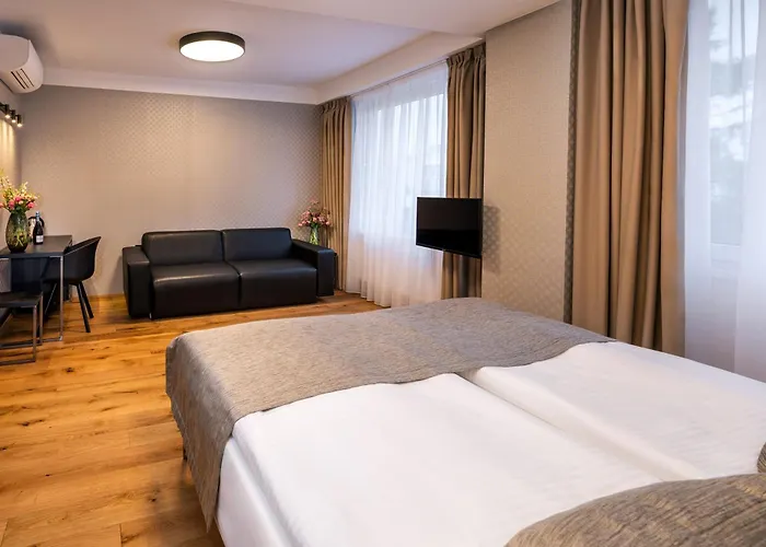 Aida Hotel